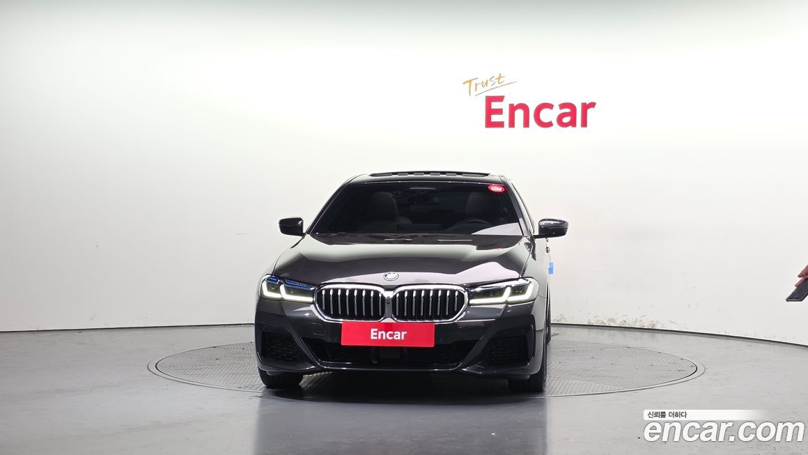 BMW 5-Series 530i M Sport Package, 2023