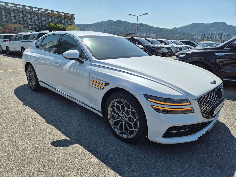 Genesis G80 Gasoline 2.5 Turbo AWD, 2024