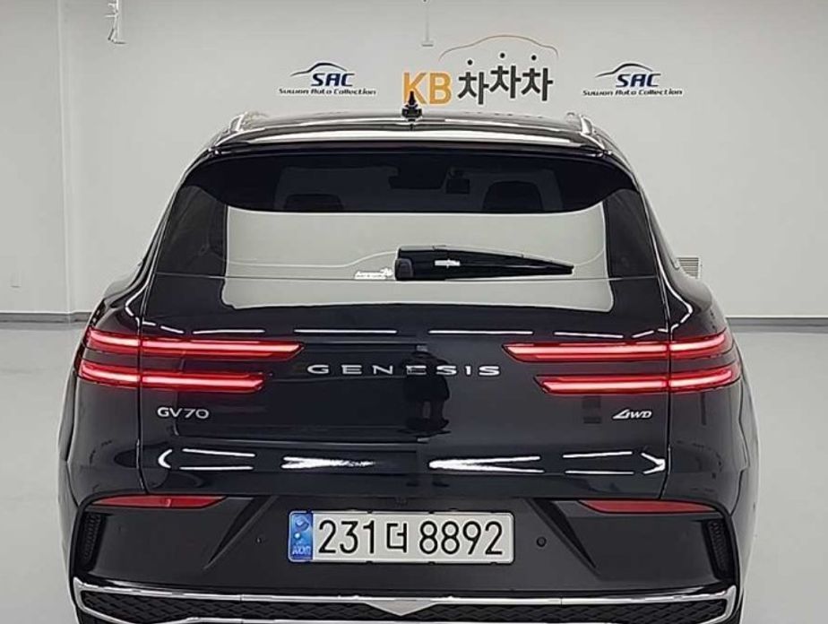 Genesis GV70 2.5T Gasoline AWD, 2025