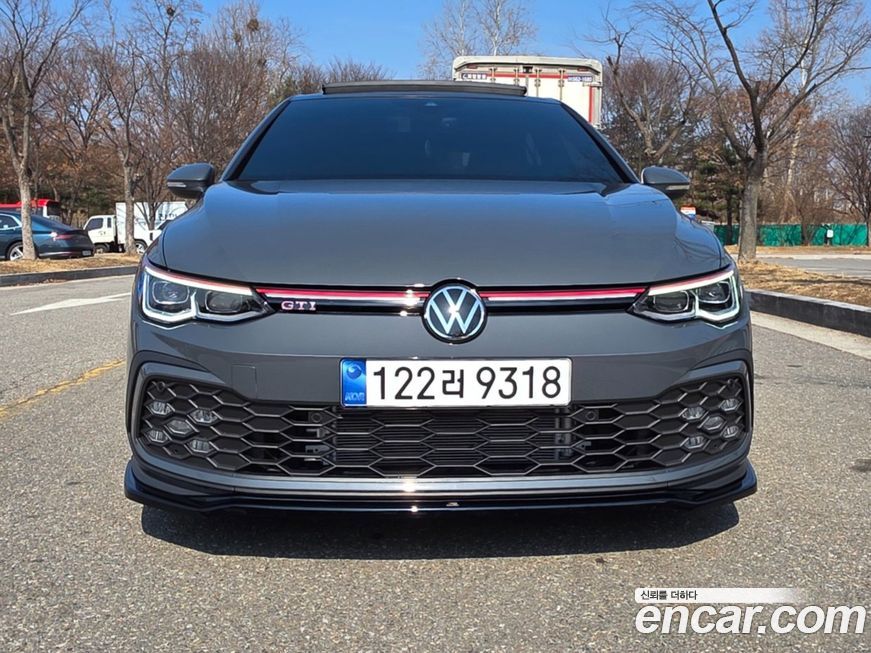 Volkswagen Golf 2.0 GTI, 2024