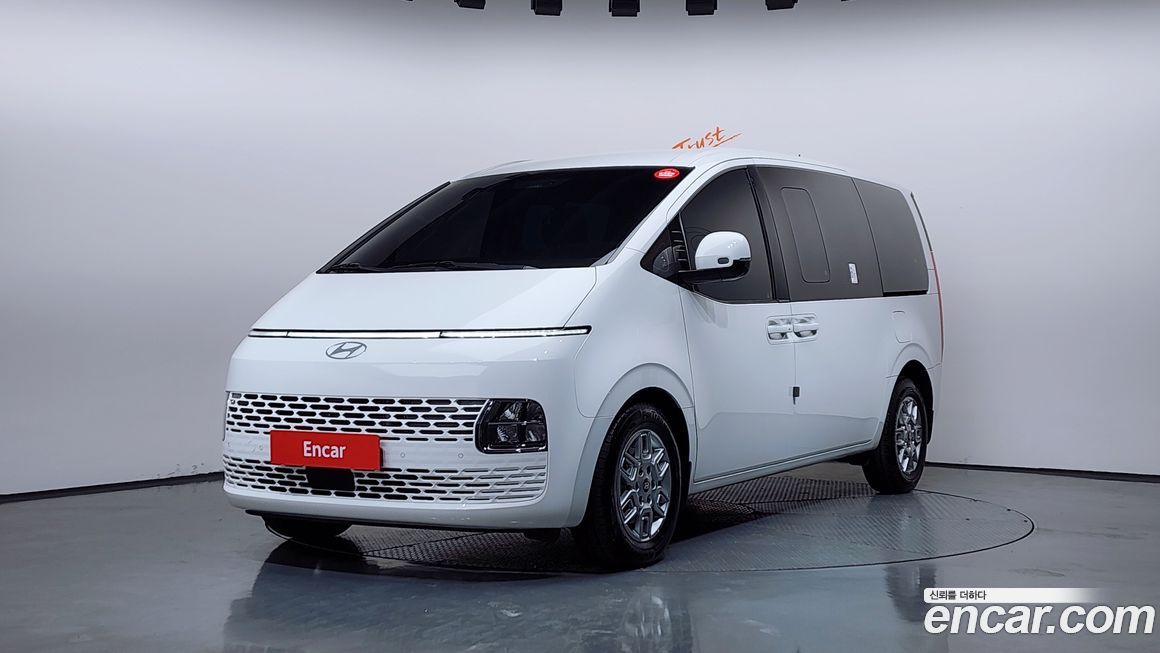 Hyundai Staria Cargo 5-Seater, 2025