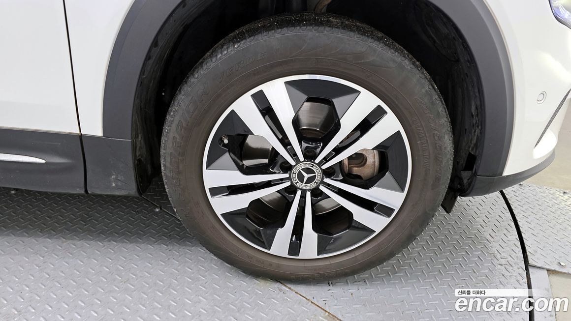 Mercedes-Benz GLB-Class GLB200 d, 2023