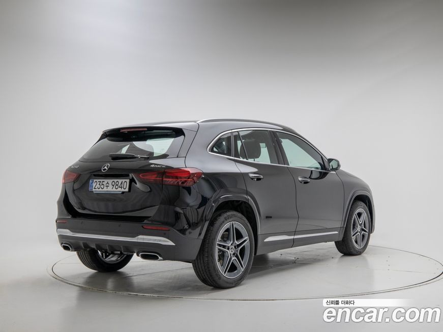 Mercedes-Benz GLA-Class GLA250 4MATIC, 2025
