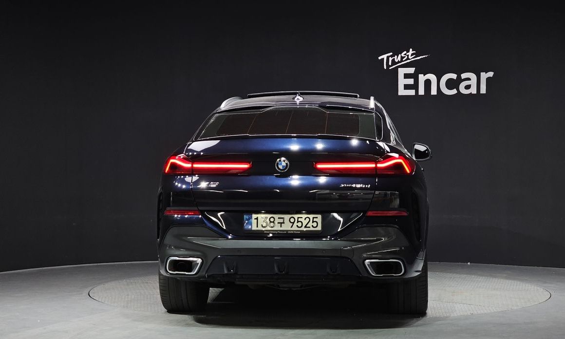 BMW X6 xDrive30d M Sport, 2022