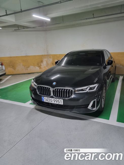 BMW 5-Series 530i xDrive Luxury, 2023