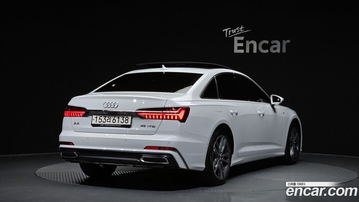 Audi A6 45 TFSI Premium, 2022
