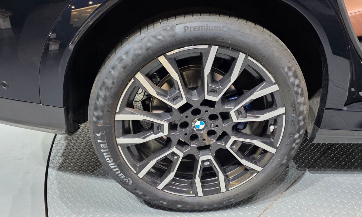 BMW X6 xDrive40i M Sport, 2025