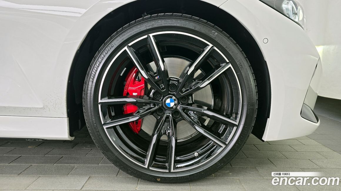 BMW 3-Series M340i Pro, 2025