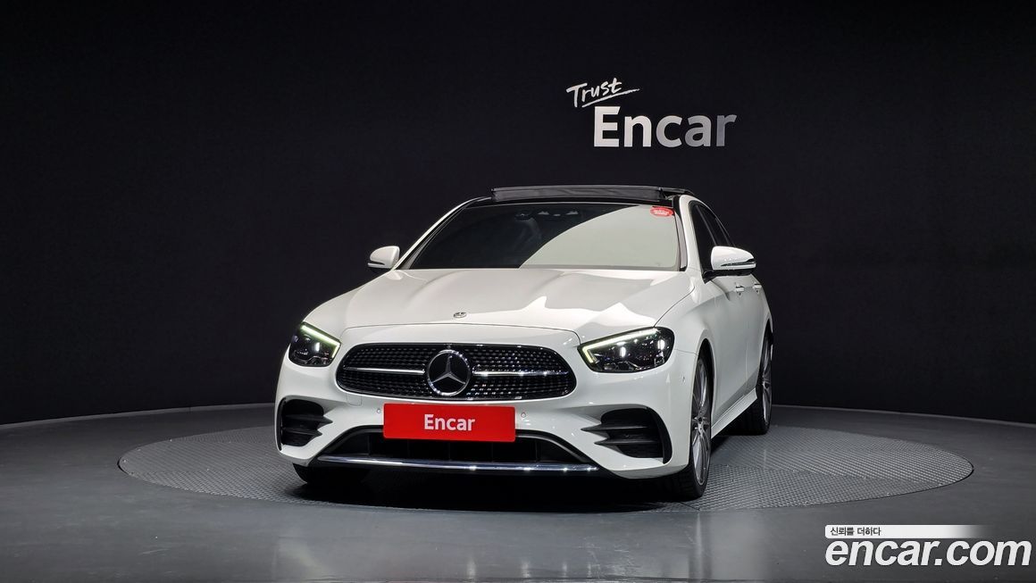 Mercedes-Benz E-Class E350 4MATIC AMG Line, 2022