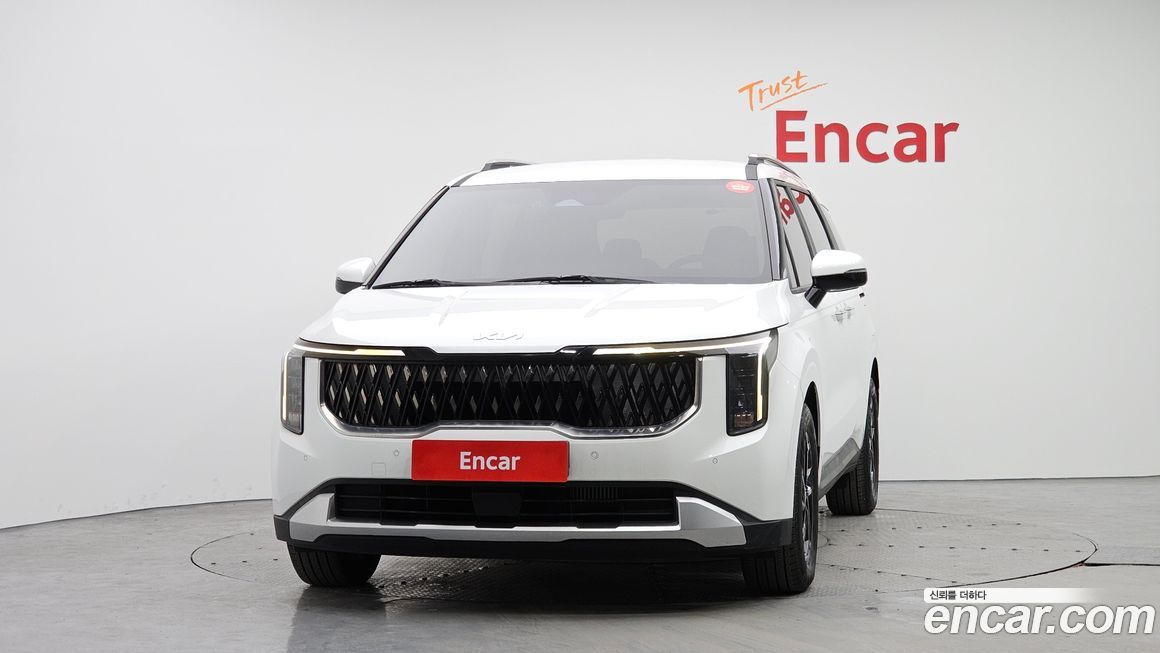 Kia Carnival 9-Seater Prestige, 2024