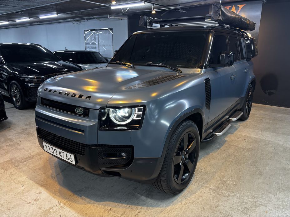 Land Rover Defender 110 D300 HSE, 2022