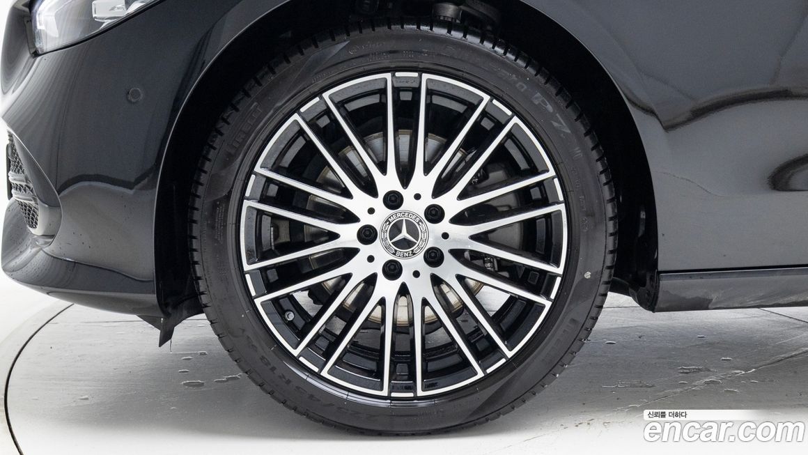 Mercedes-Benz C-Class C200 Avantgarde, 2025