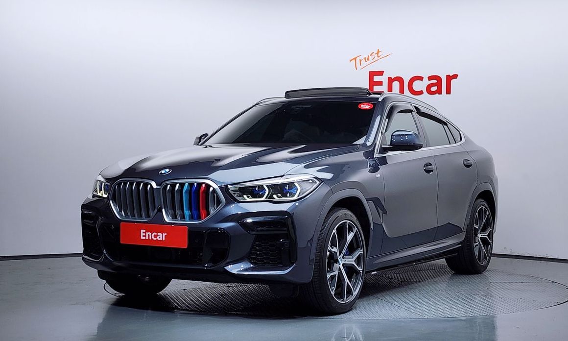BMW X6 xDrive40i M Sport, 2022