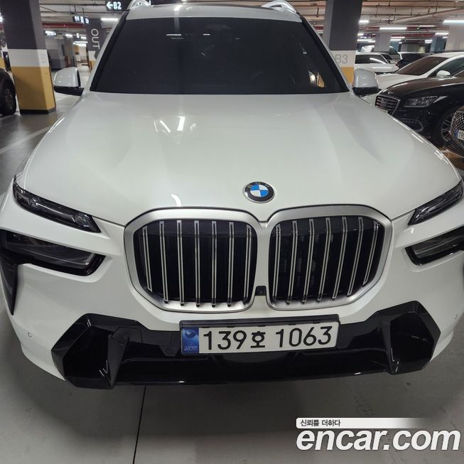 BMW X7 xDrive 40d M Sport 7 STR, 2025