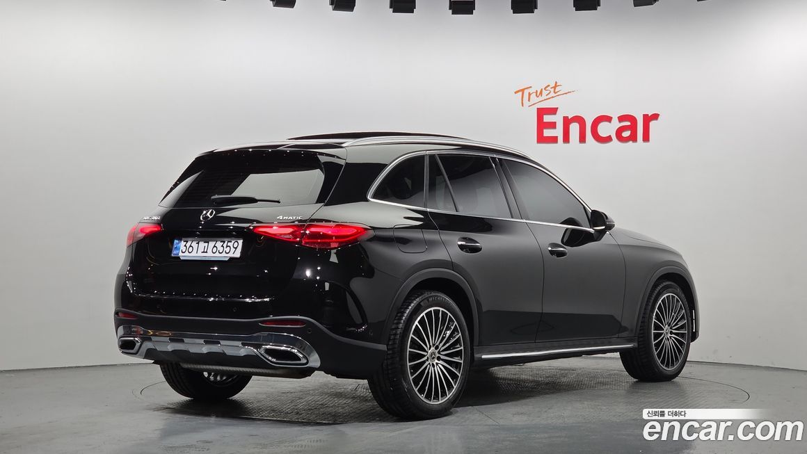 Mercedes-Benz GLC-Class GLC300 4MATIC AMG Line, 2024