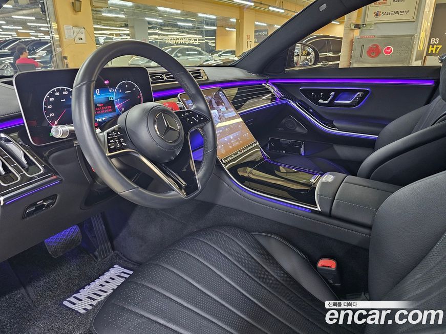 Mercedes-Benz S-Class S350 d 4MATIC, 2025