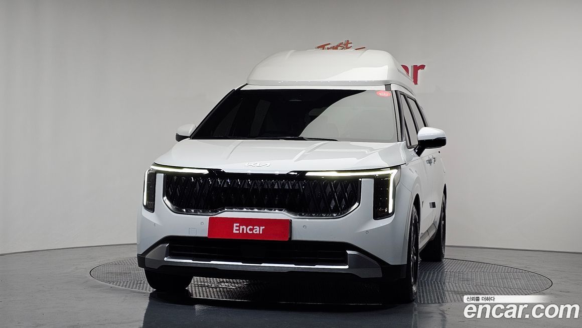 Kia Carnival 7-Seater Hi Limousine (Special Vehicle), 2025