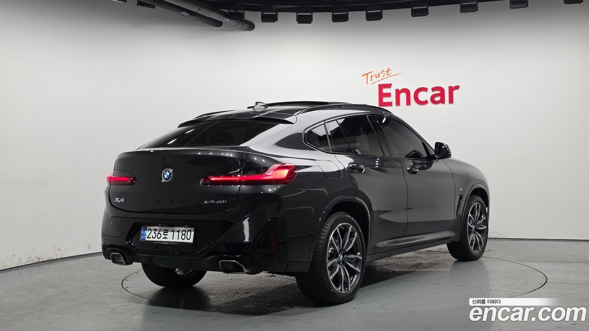 BMW X4 xDrive20i M Sport, 2025