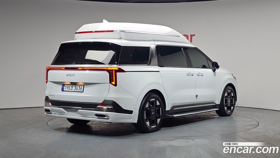 Kia Carnival 9-Seater Hi Limousine, 2025