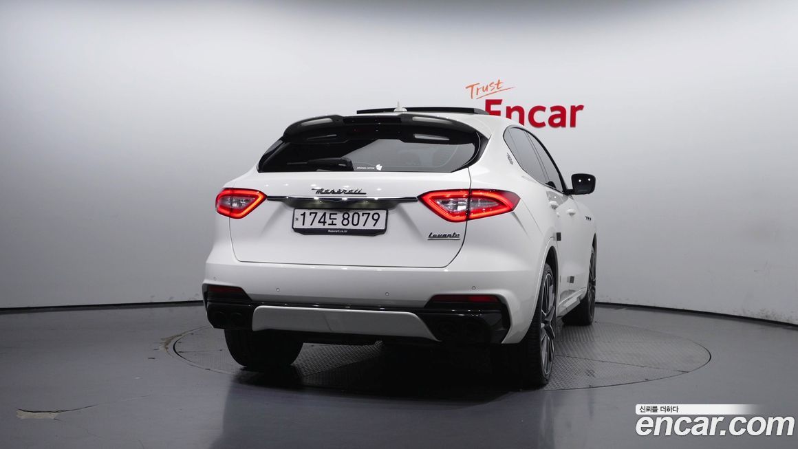 Maserati Levante 3.8 Trofeo, 2021