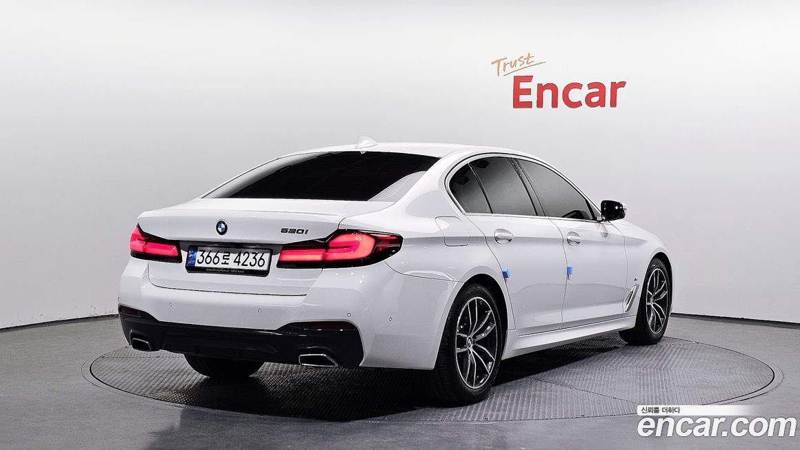 BMW 5-Series 520i M Sport, 2023