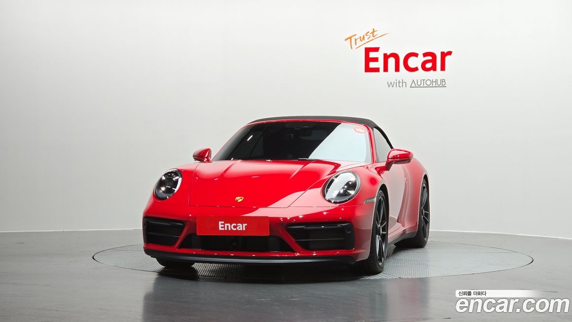 Porsche 911 Carrera GTS Cabriolet, 2024