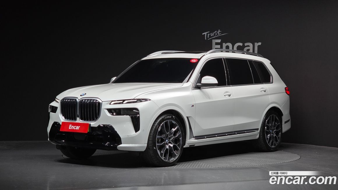BMW X7 xDrive 40i M Sport 6STR, 2025