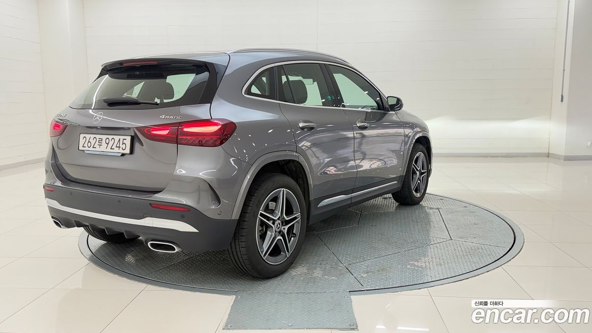 Mercedes-Benz GLA-Class GLA250 4MATIC, 2025