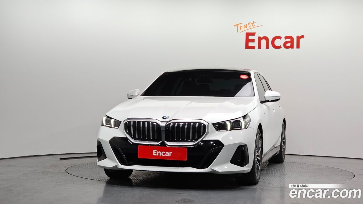 BMW 5-Series 523d M Sport, 2025