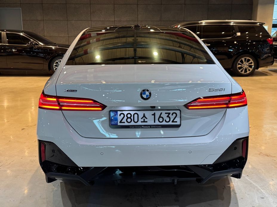 BMW 5-Series 530i xDrive M Sport, 2024