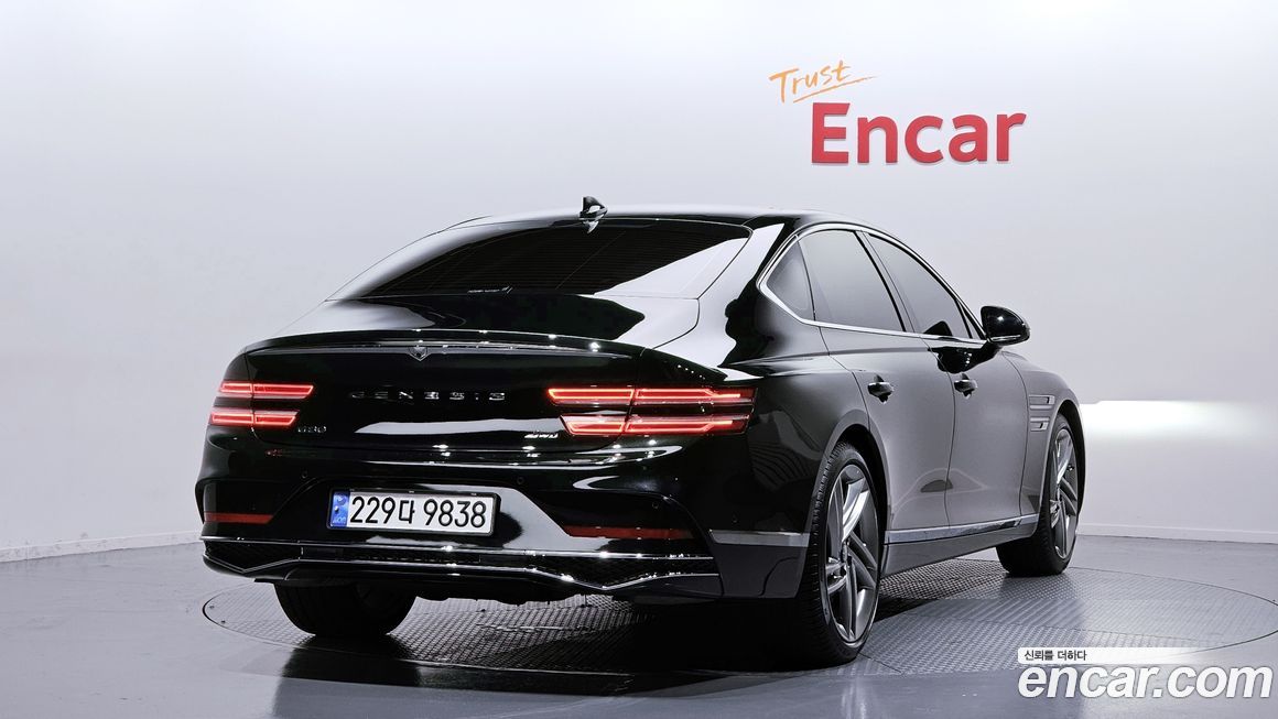 Genesis G80 Gasoline 2.5 Turbo AWD, 2025