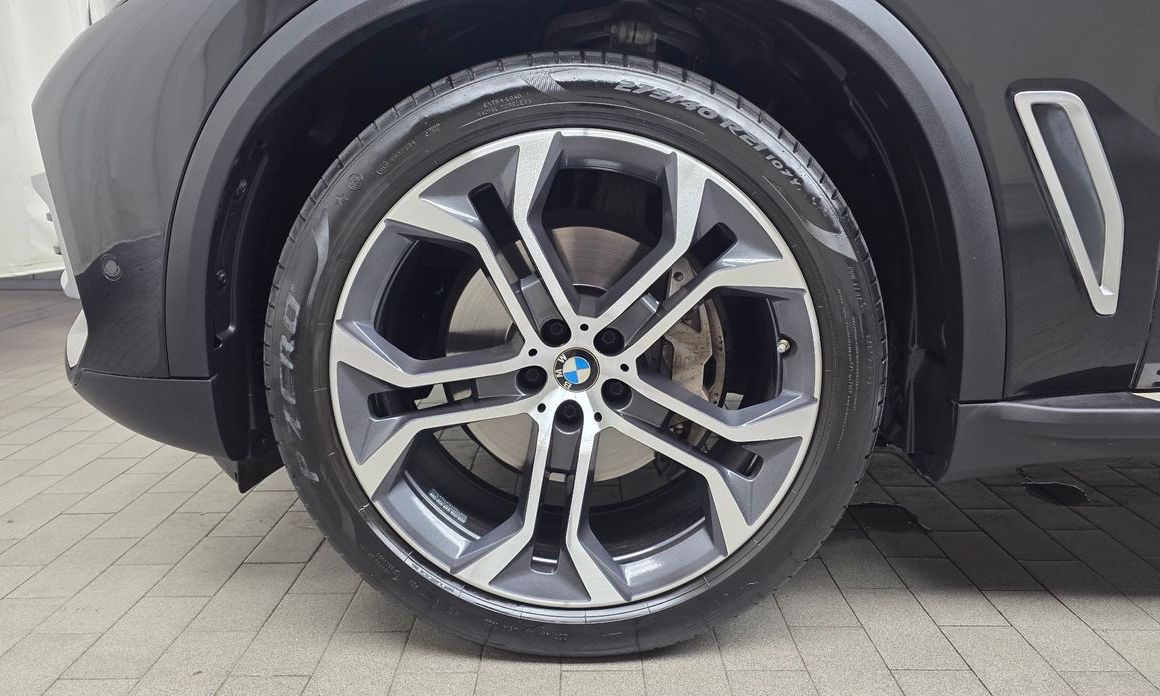 BMW X5 xDrive 30d xLine, 2022