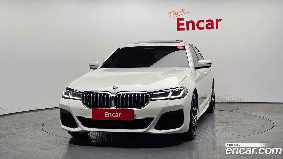 BMW 5-Series 530i xDrive M Sport Package, 2023