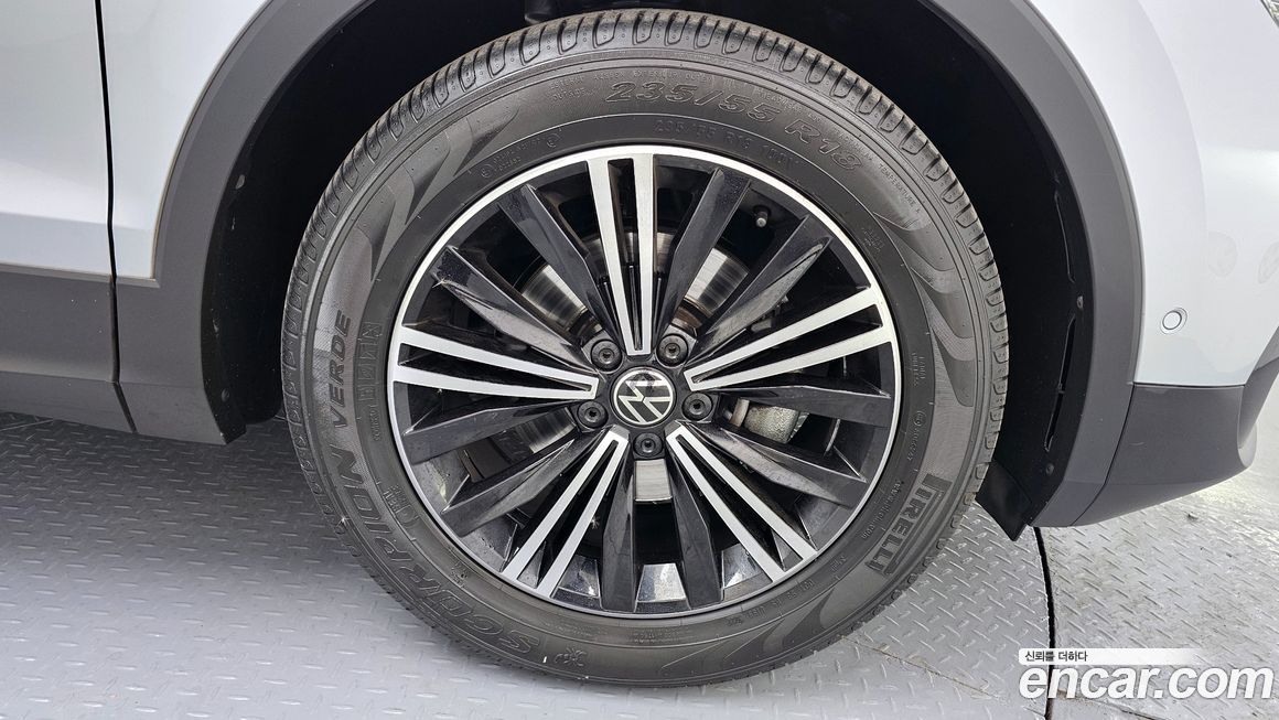 Volkswagen Tiguan 2.0 TDI Premium, 2023