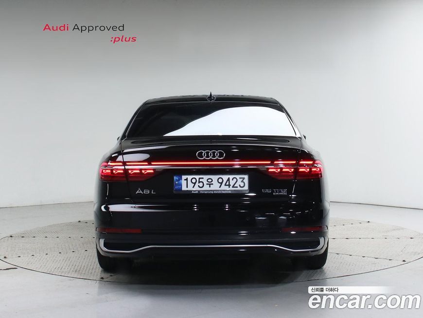Audi A8 55 TFSI Quattro Premium LWB, 2022