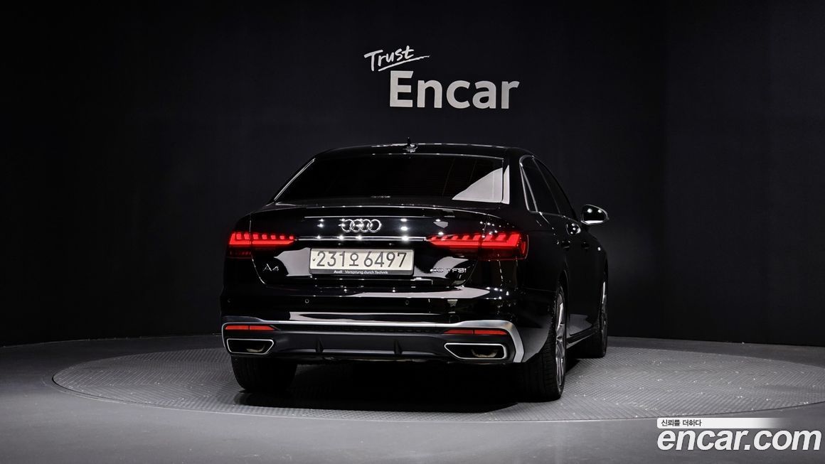 Audi A4 40 TFSI Premium, 2023