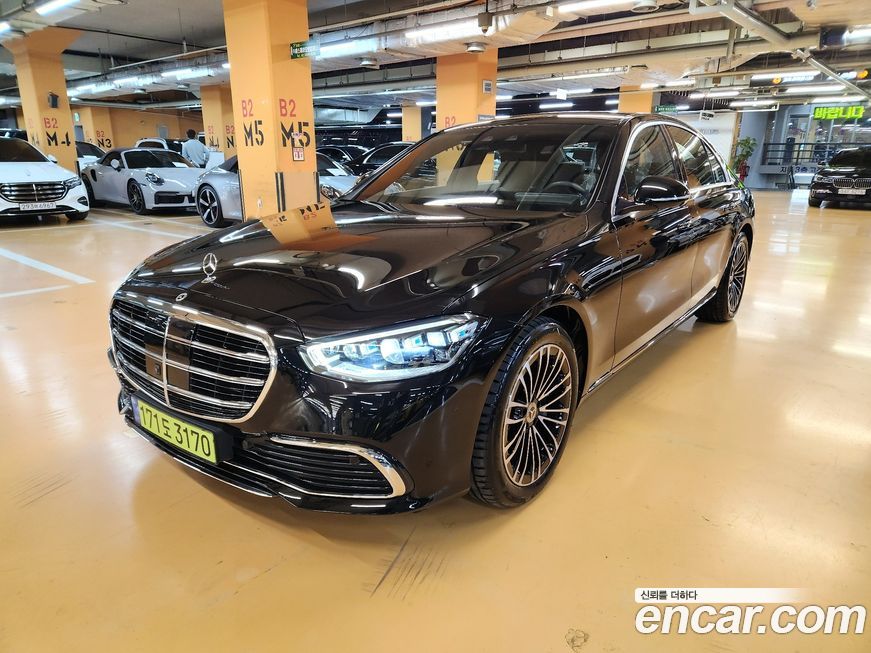 Mercedes-Benz S-Class S350 d 4MATIC, 2025