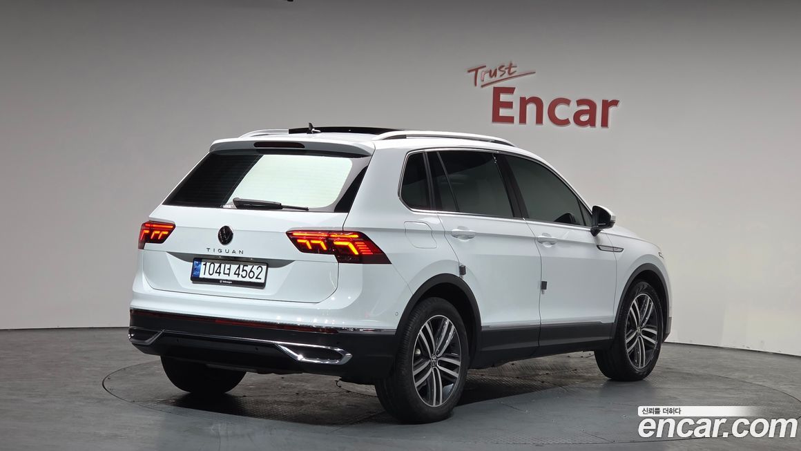 Volkswagen Tiguan 2.0 TDI Prestige, 2024