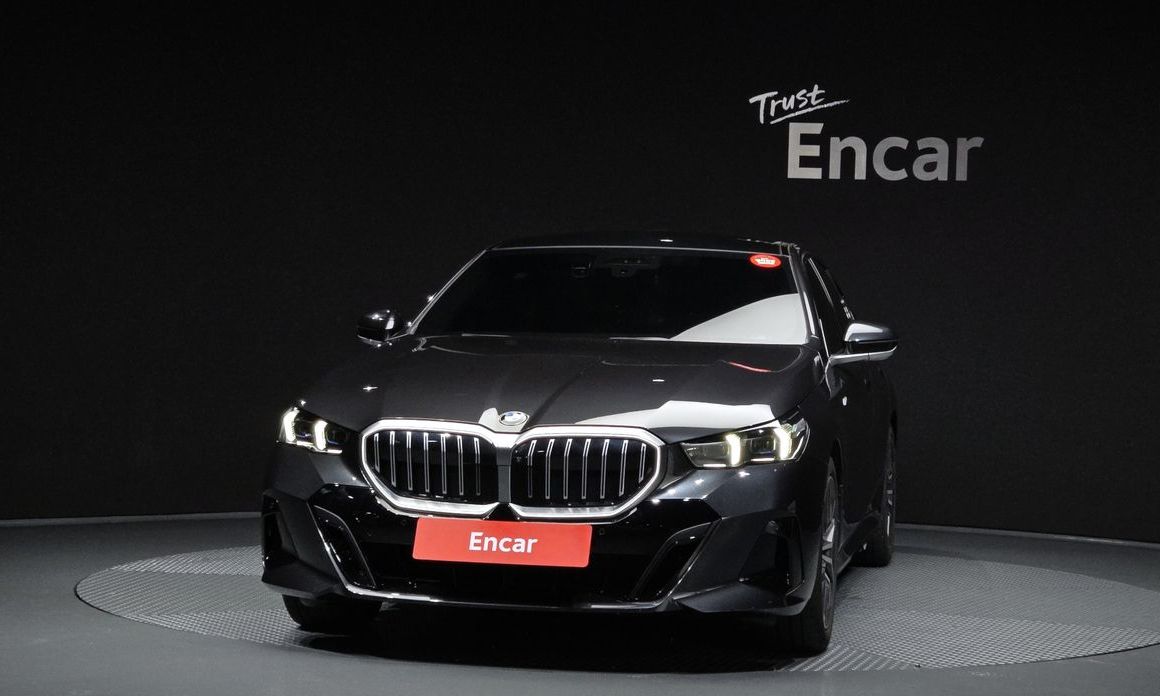 BMW 5-Series 520i M Sport, 2024