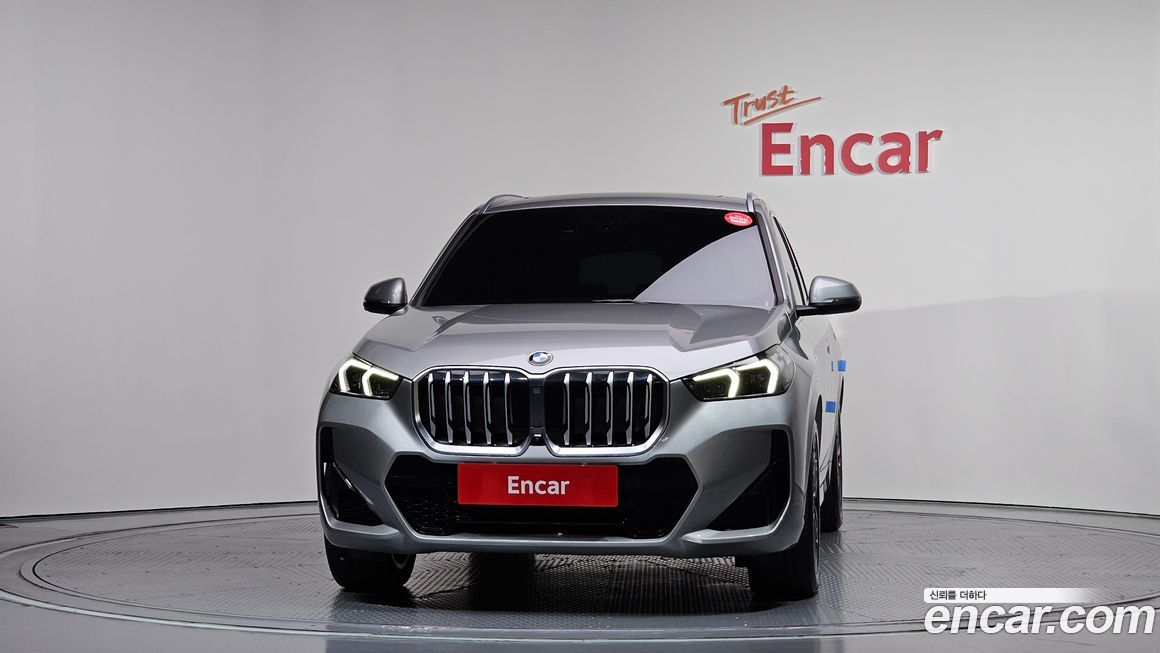 BMW X1 xDrive 20i M Sport, 2024