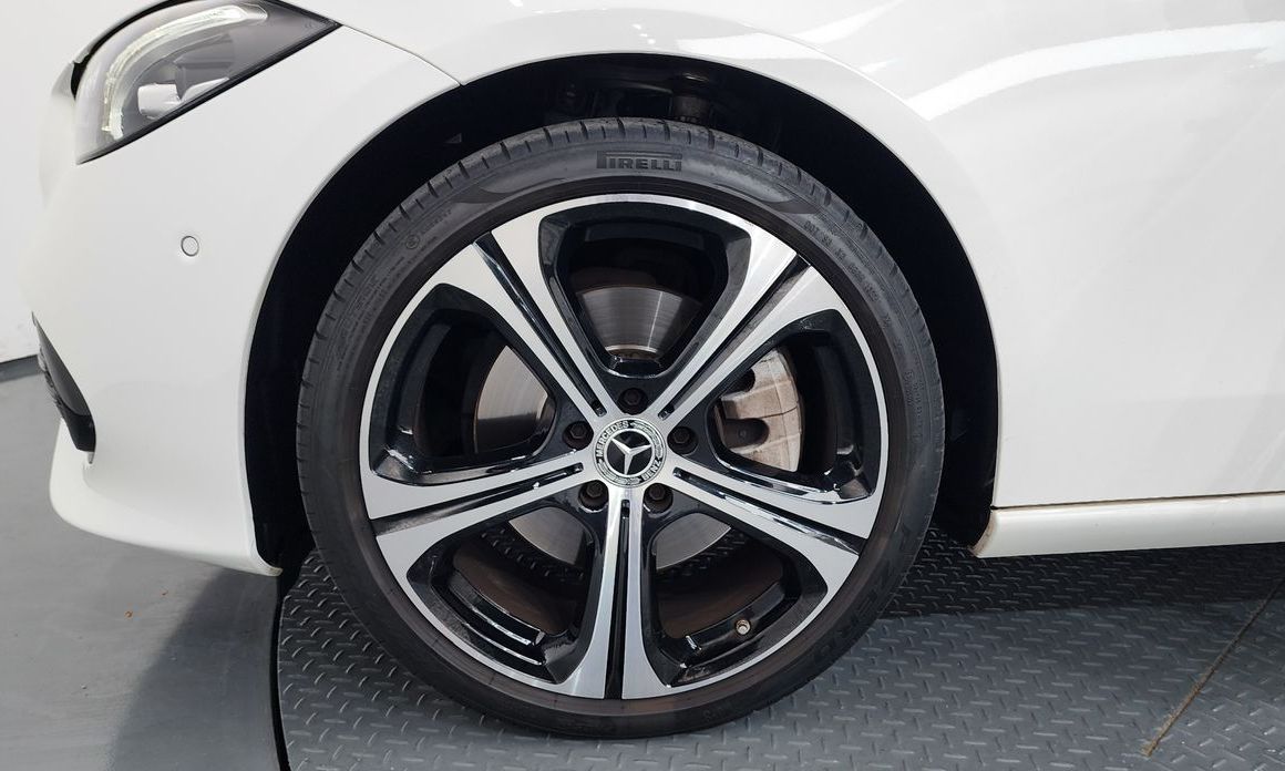 Mercedes-Benz C-Class C300 4MATIC Avantgarde, 2023