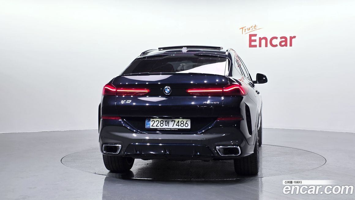 BMW X6 xDrive40i M Sport, 2025