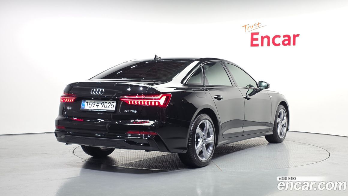 Audi A6 45 TFSI Premium, 2025