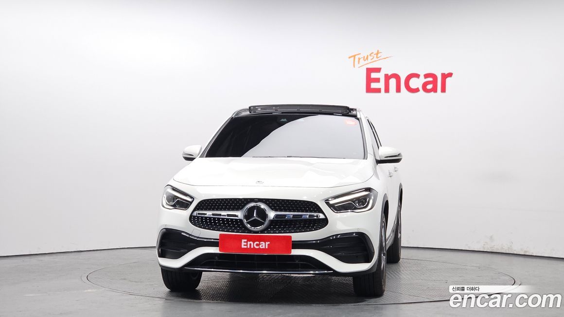 Mercedes-Benz GLA-Class GLA250 4MATIC, 2023