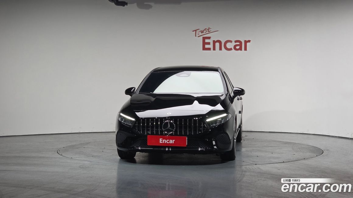 Mercedes-Benz A-Class A220 Sedan, 2026