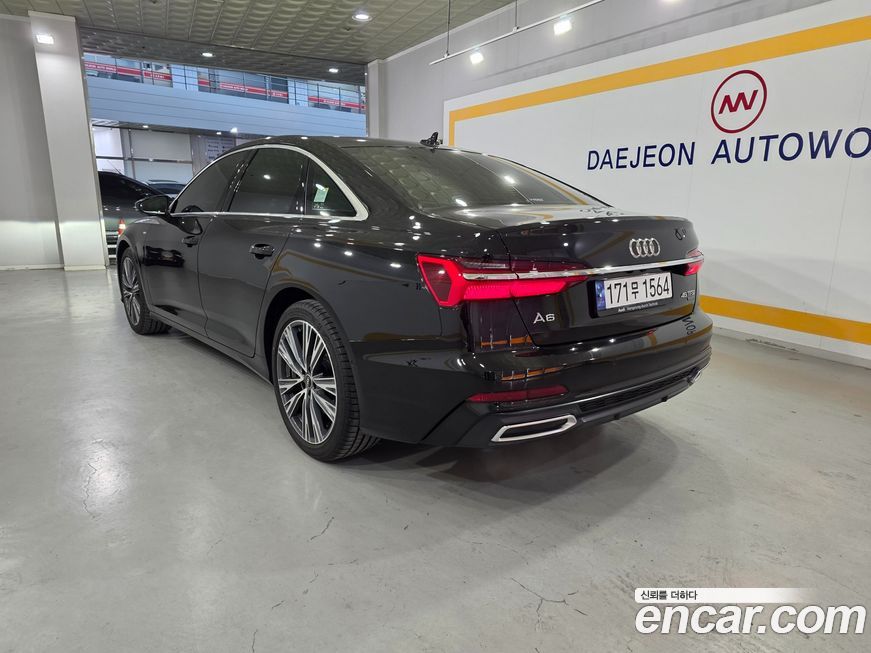 Audi A6 45 TFSI Quattro Premium, 2023
