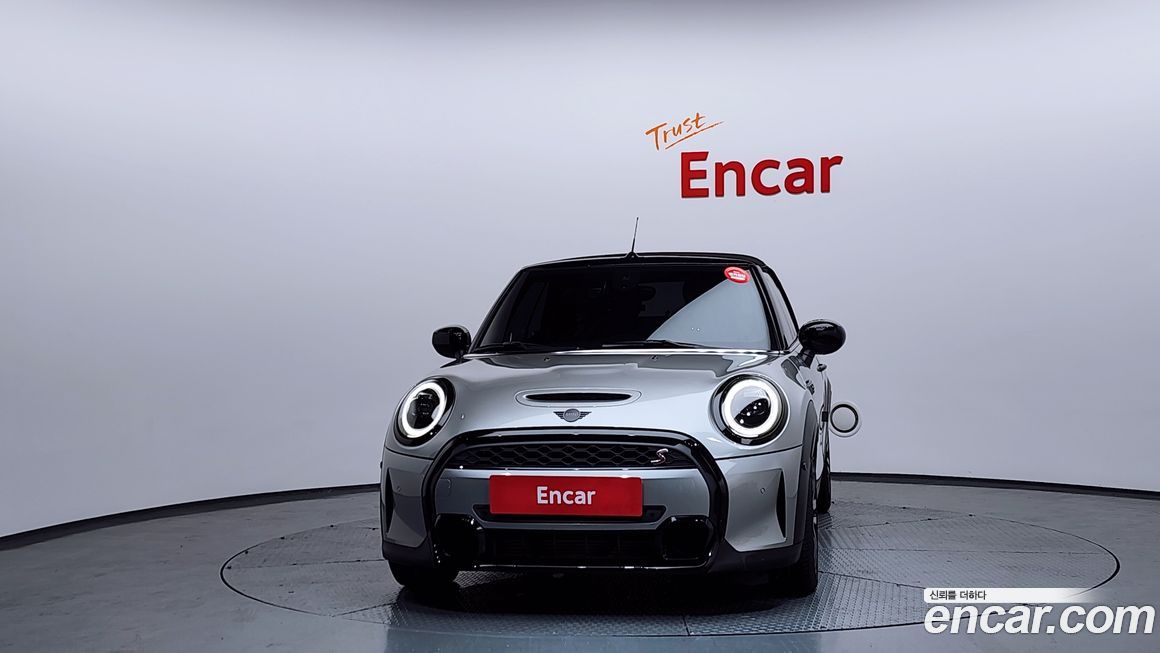 Mini Cooper Convertible Classic, 2024