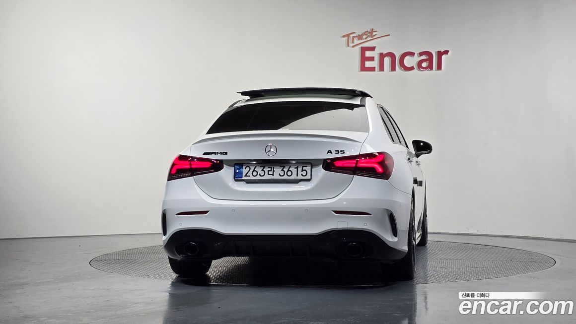 Mercedes-Benz A-Class AMG A35 4MATIC Sedan, 2023