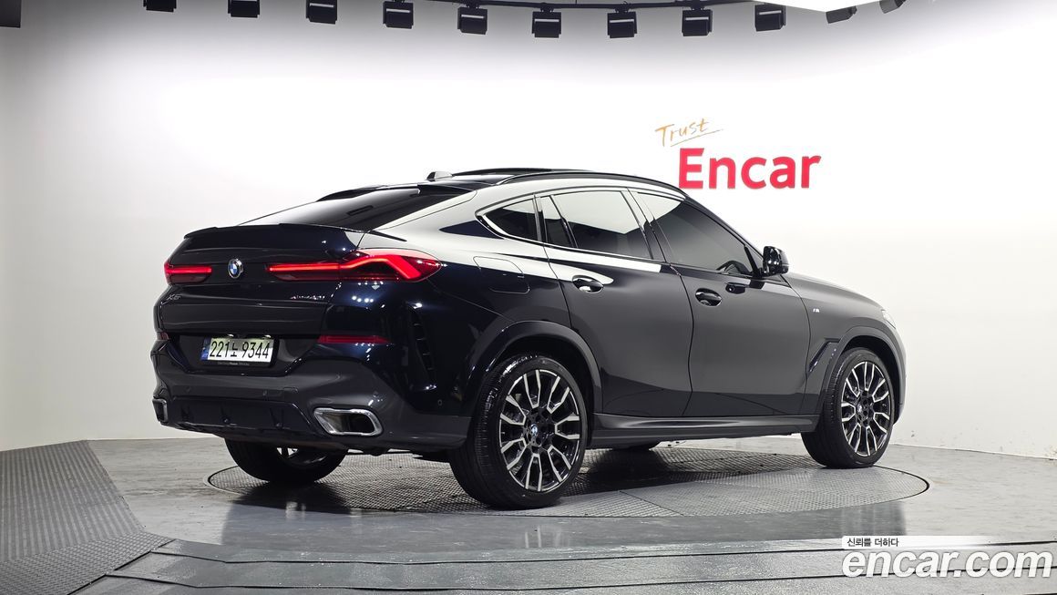 BMW X6 xDrive40i M Sport, 2024