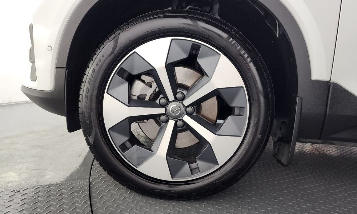 Volvo XC40 B4 Ultra Bright, 2025